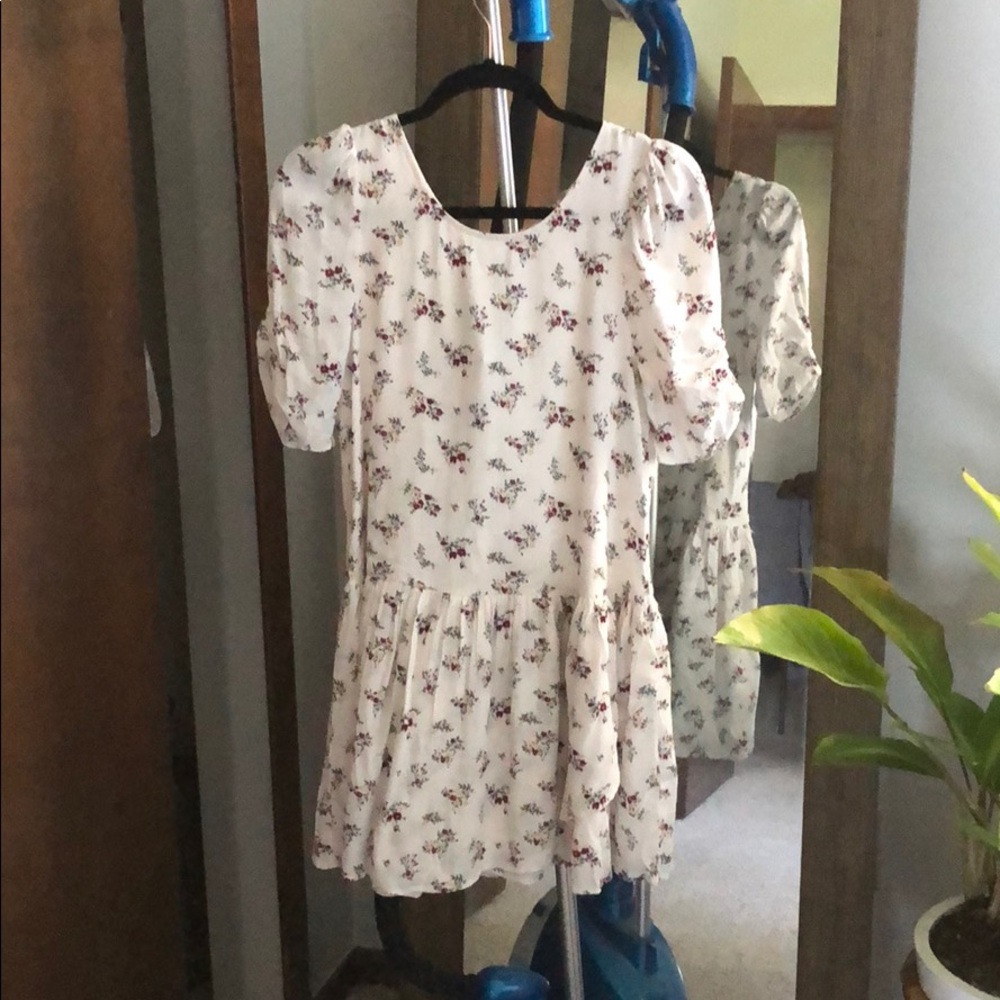 Flower white dress